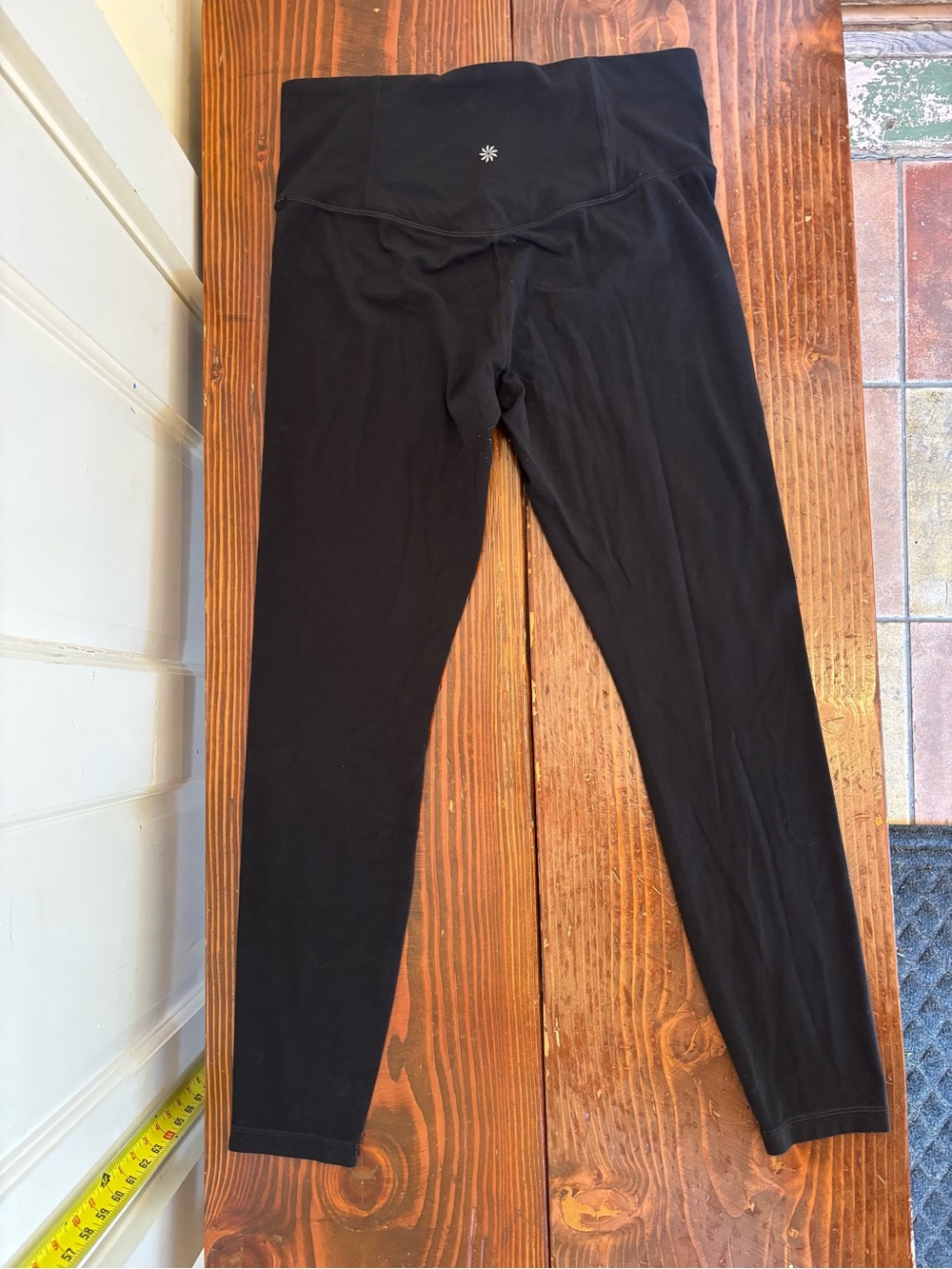 Athleta Ultra High-Rise Elation Tight - Black Leggings Size Medium 25” inseam